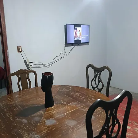 Departamento compartido en vecindad CADENA DE UNIÓN